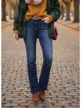 Silver Jeans Co Elyse Slim Boot medium wash jeans 24/31